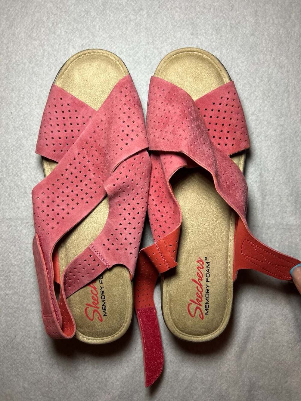 Skechers Memory Foam Salmon/Pink Wedge Suede Leather 1&3/4" Heel Sandals